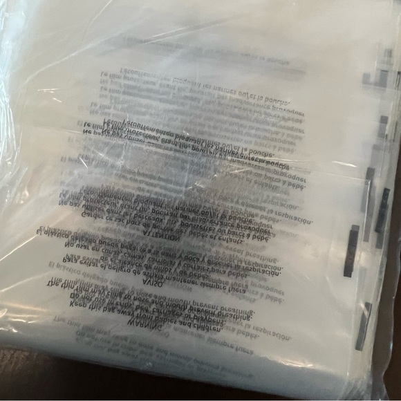 Belinlen 450-500 Count 6x9 Self-Adhesive Suffocation  Warning Bags - Picture 3 of 3